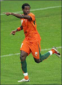 Keita no esta por la labor de ir a otro club , esta agusto en Sevilla  y se le quiere .